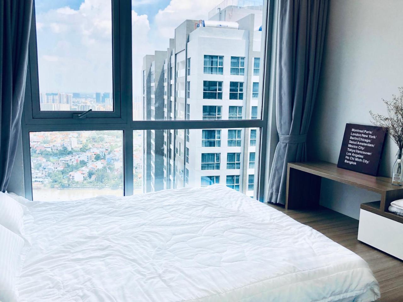 Travelaholic'S Homestay โฮจิมินห์ซิตี้ ภายนอก รูปภาพ